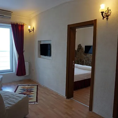 Otel Aqua Boss 2*