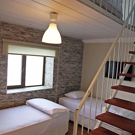 Aqua Boss Szálloda Eceabat