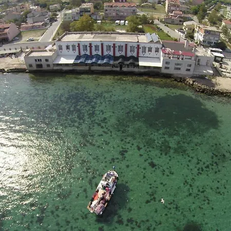 Aqua Boss Szálloda 2*