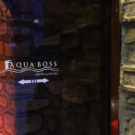 Aqua Boss 2* Eceabat