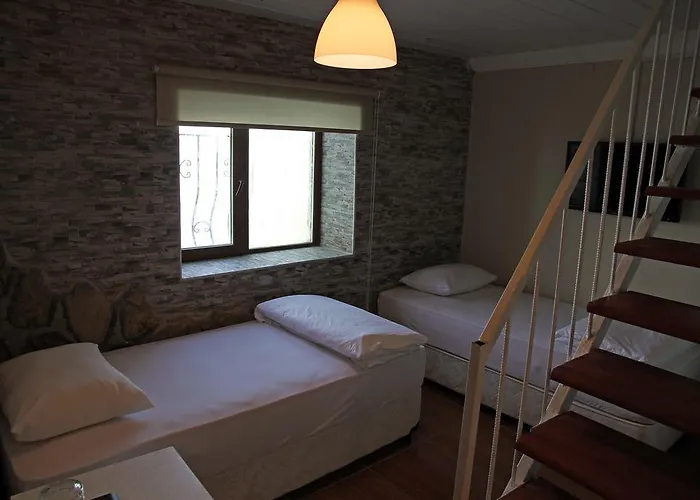 Aqua Boss Отель 2*