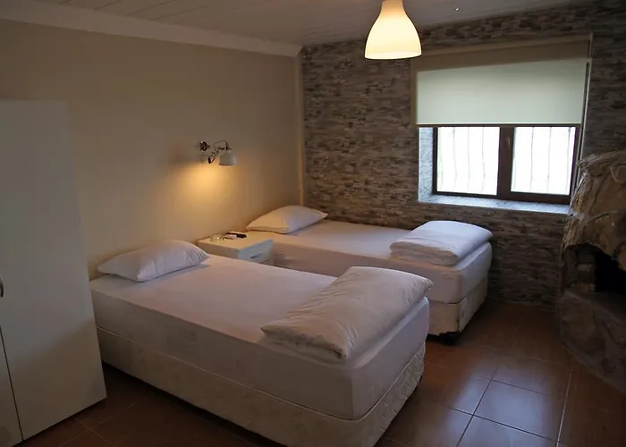 Aqua Boss Отель 2*